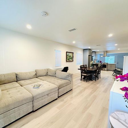 New Spacious House In Anaheim Near Disneyland-Knott In Without Backyard In The Same Lot Of 3 Separate Properties Zewnętrze zdjęcie